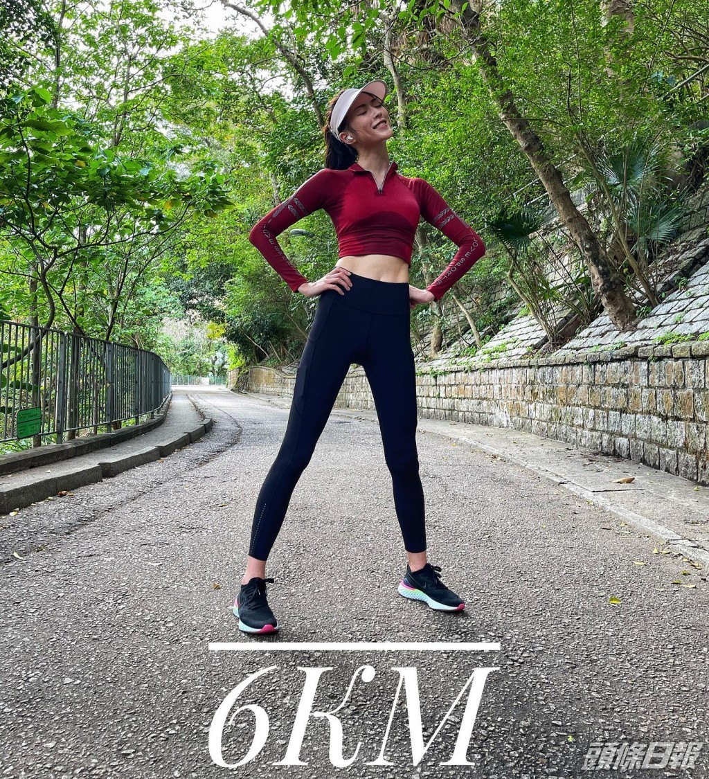 連詩雅試過為拍廣告騷腹肌，連續三個星期地獄式訓練，當時她大呻要瘦同時增肌是一件好困難的事。